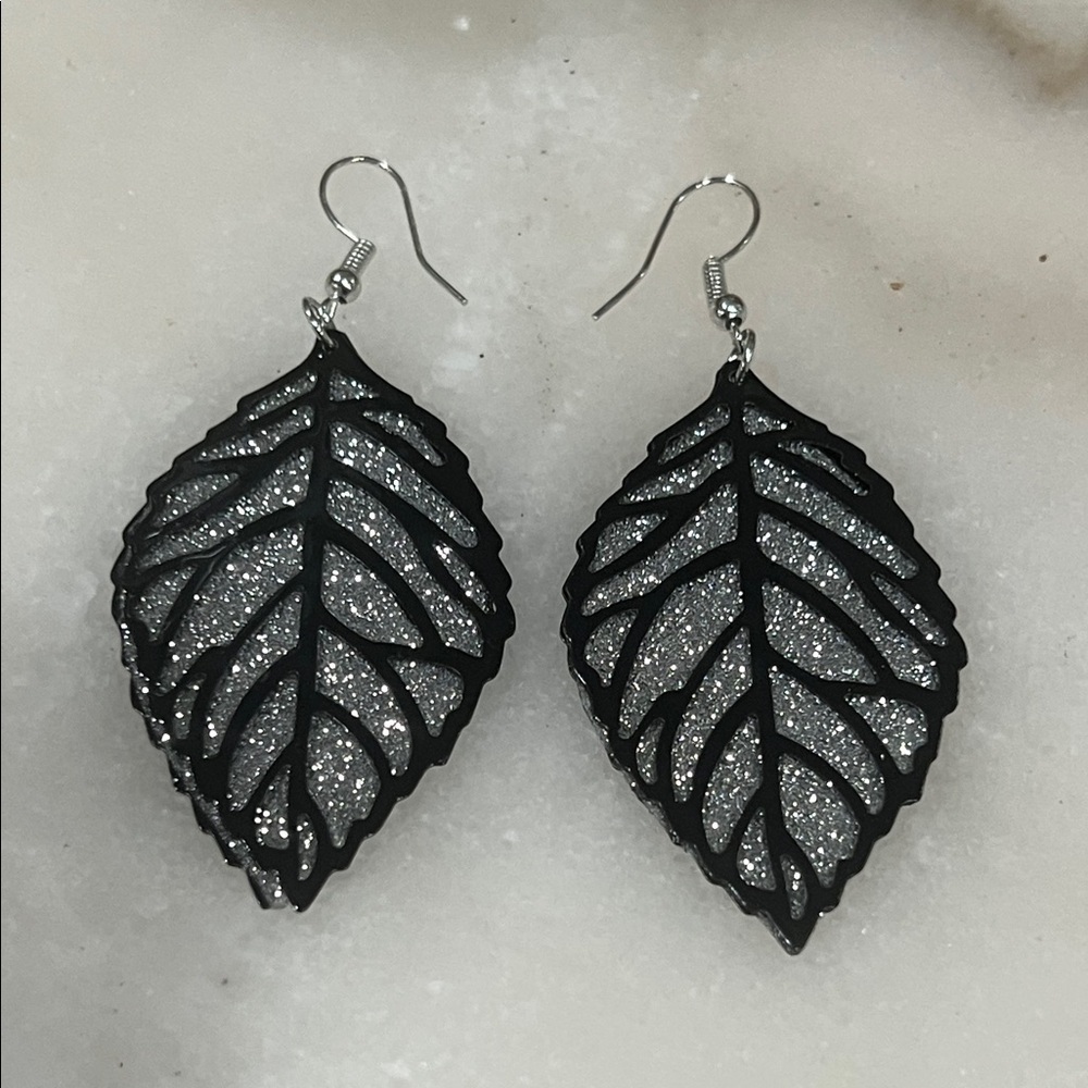 Chic Silver and Black Leaf Earrings